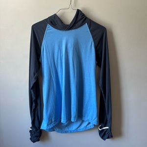 Nike Running Dri-Fit light blue and navy long sleeve shirt. Size Small